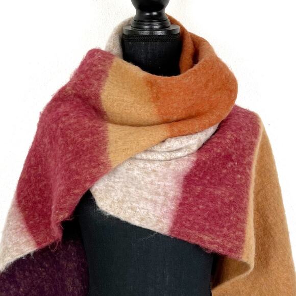 NWT Charlie Paige Winter Scarf Wrap Bold Stripes Color Block - Picture 7 of 7